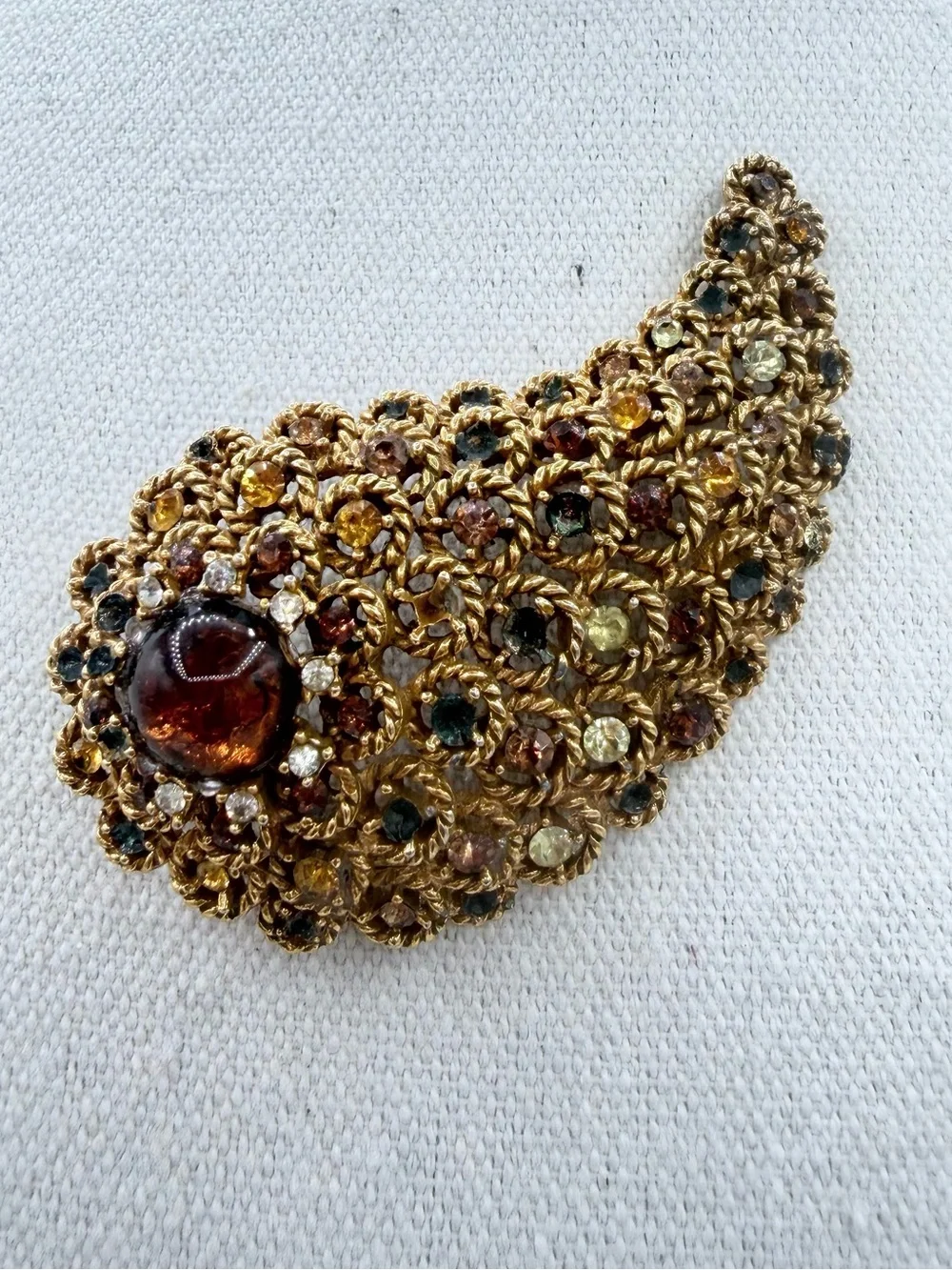 Signed ART Vintage 60s Era Paisley Cornucopia Autumn Fall Brooch Jewelry